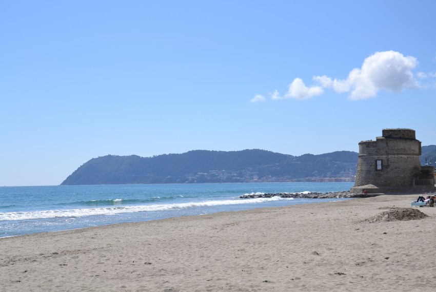 Attico sul mare, “Borgo Coscia”, Alassio